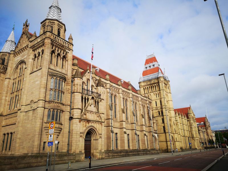 卡迪夫大学春季入学课程及奖学金更新