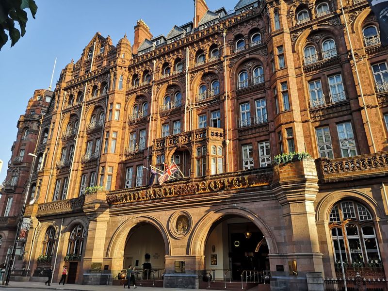 布里斯托大学商学院2026/27学年新增两大创新硕士项目